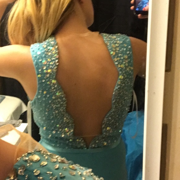 BRAND NEW JOVANI PROM DRESS - Picture 4 of 6